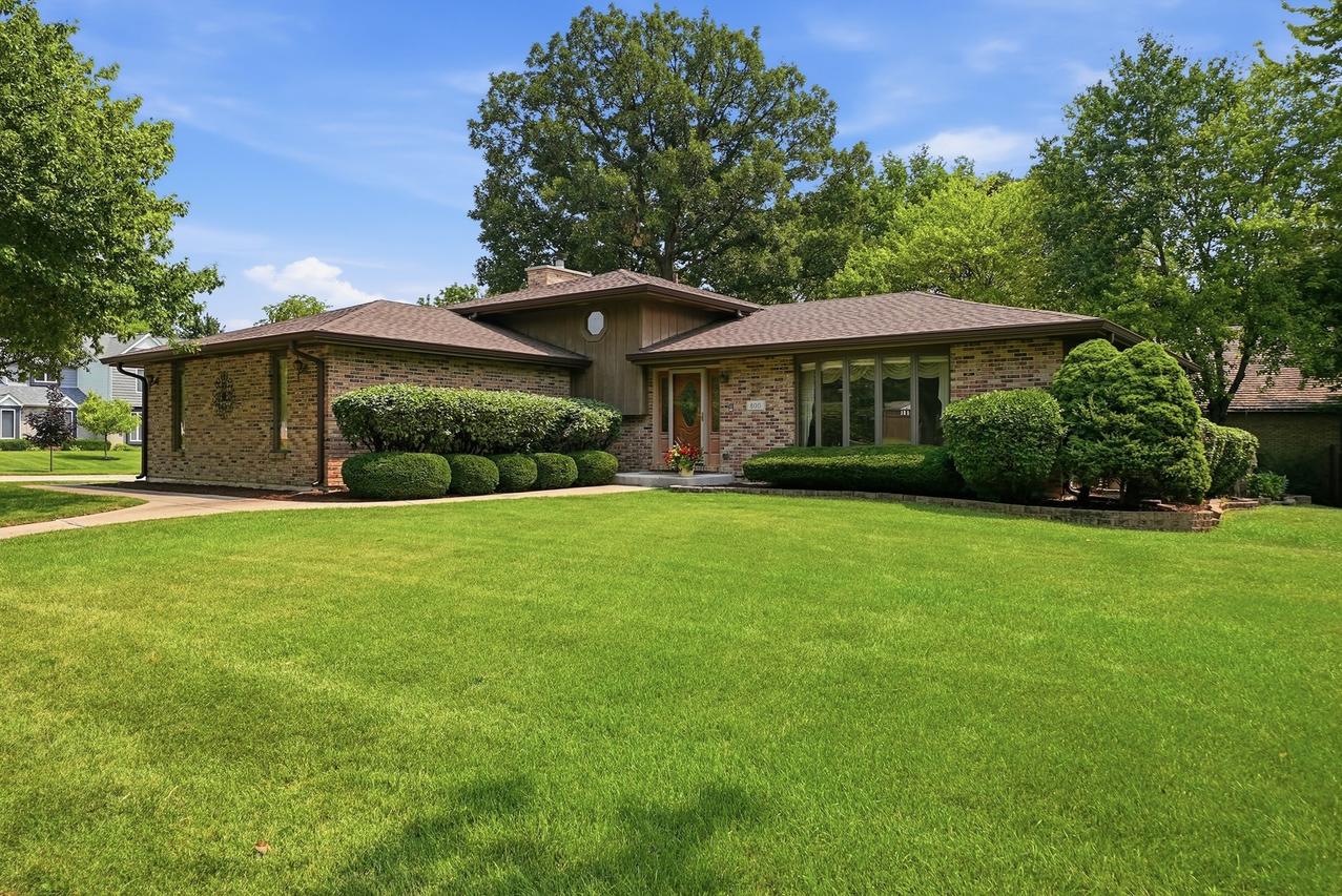 800 Ravinia Dr., Shorewood, IL 60404