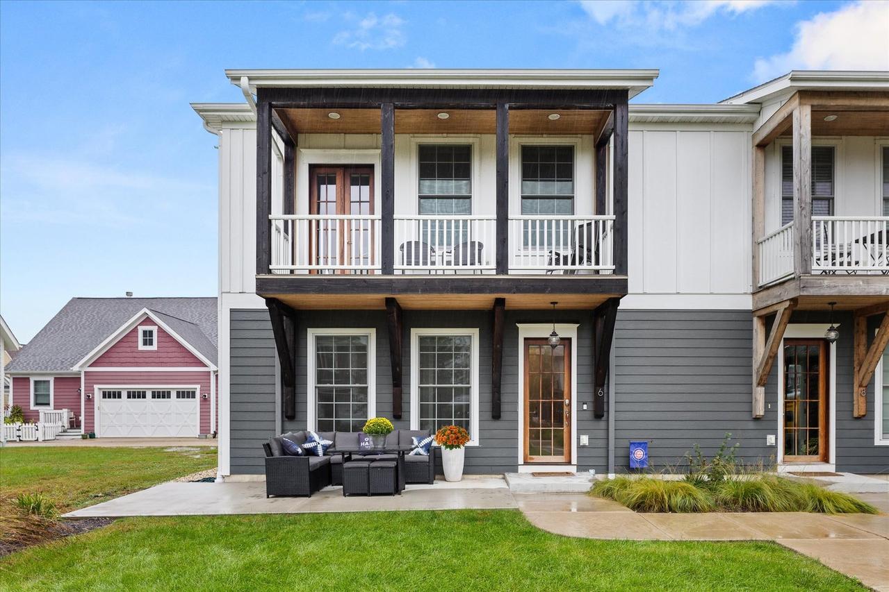 6 Port Pl., Ottawa, IL 61350