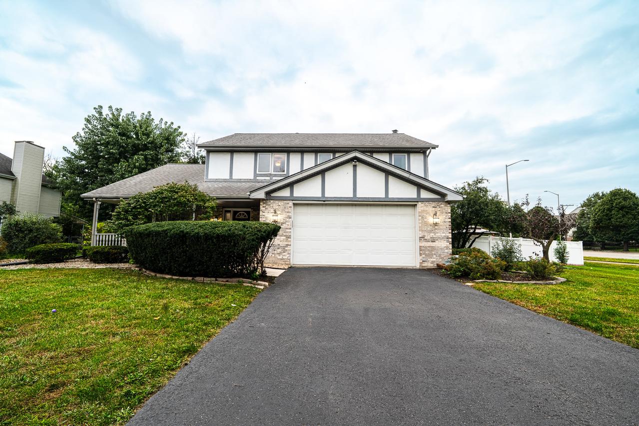 10300 S 75th Ave., Palos Hills, IL 60465