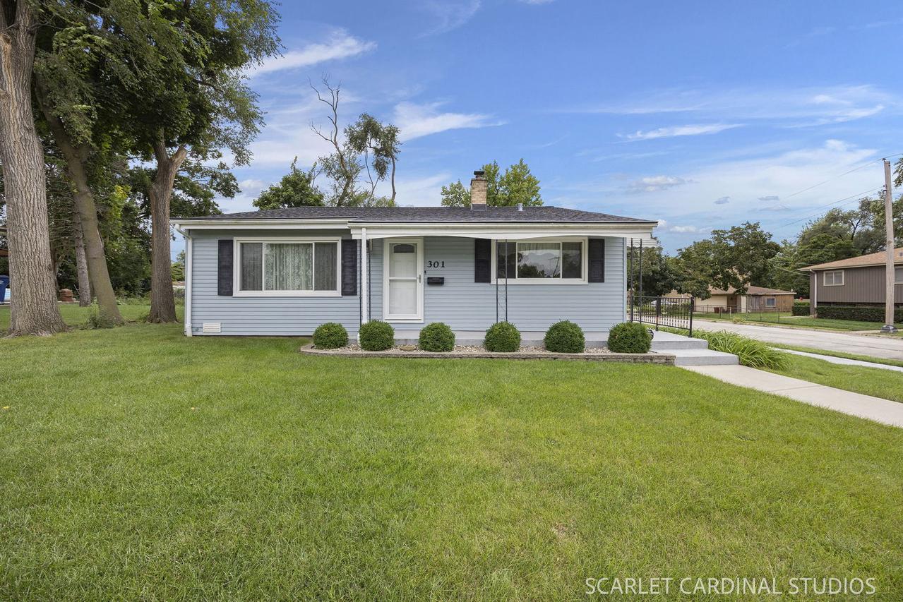 301 E Vermont St., Villa Park, IL 60181