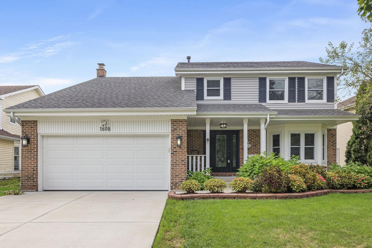 1608 Lois Ann Ln., Naperville, IL 60563