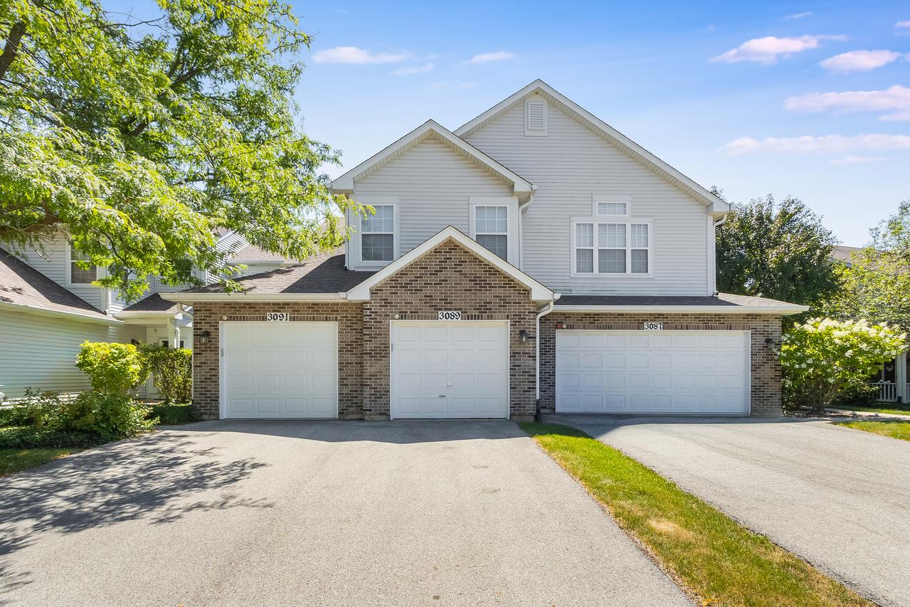 3089 Kentshire Cir., Naperville, IL 60564