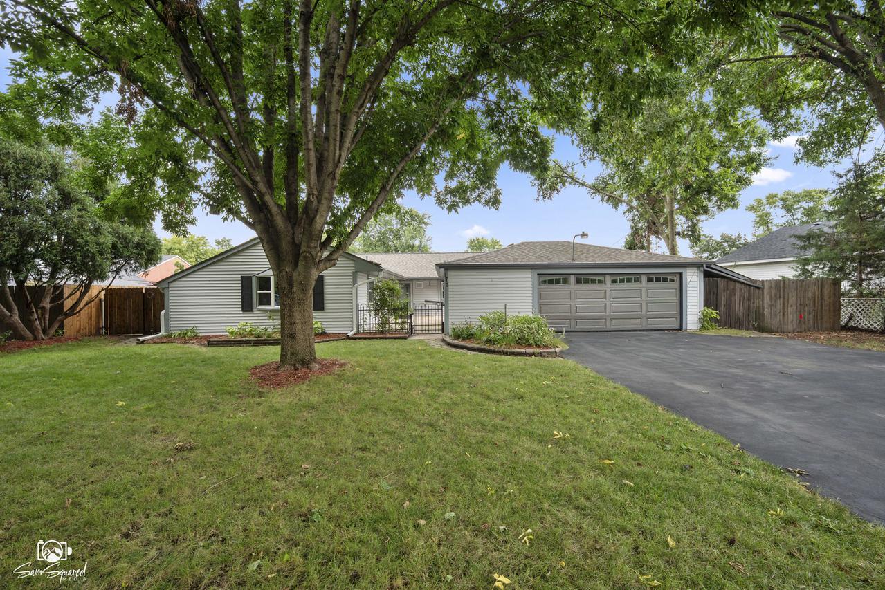 172 Lawton Ln., Bolingbrook, IL 60440