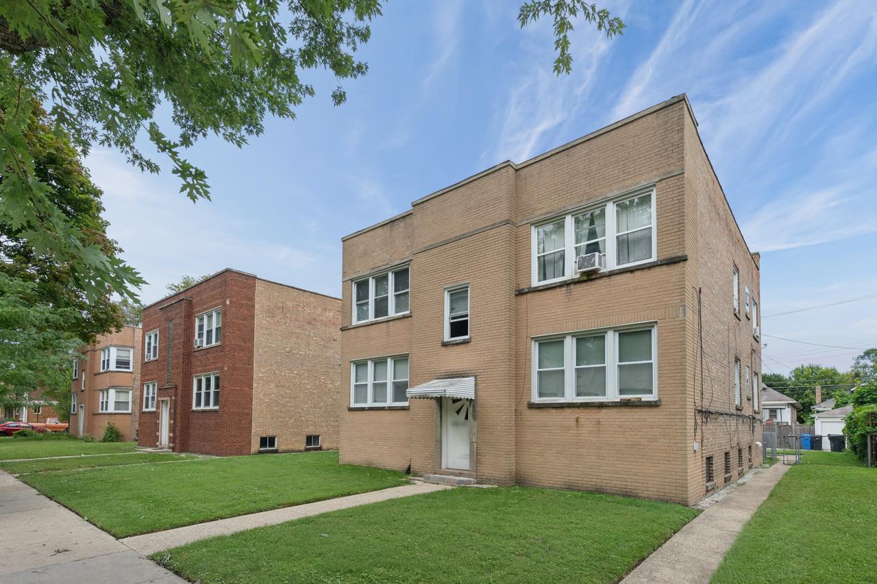 6547 N California Ave. #2N, Chicago, IL 60645