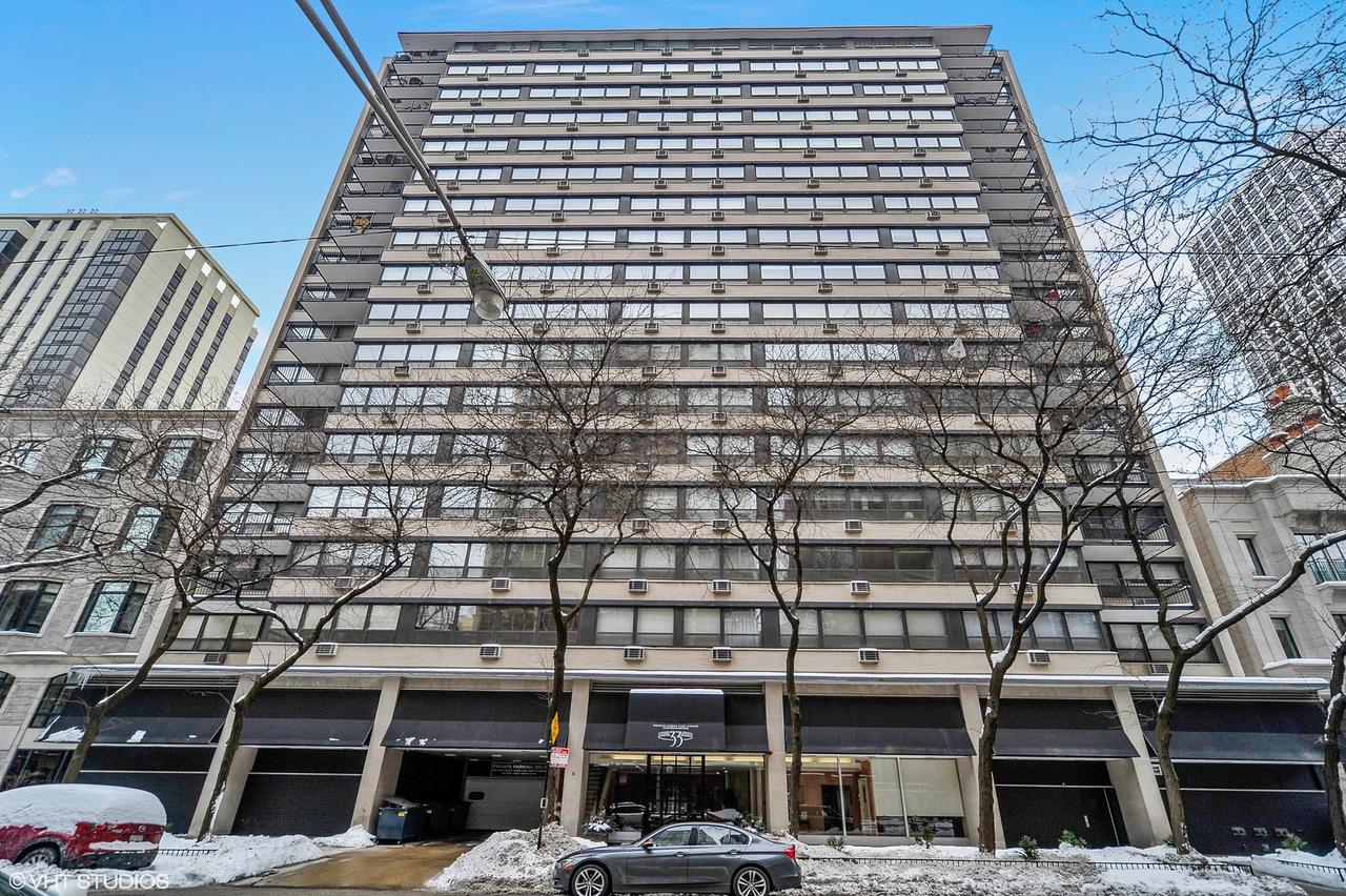 33 E Cedar St. #5G, Chicago, IL 60611
