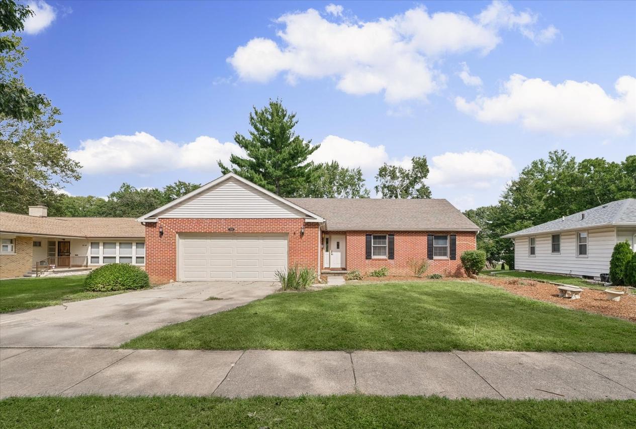 508 Haines Blvd., Champaign, IL 61820