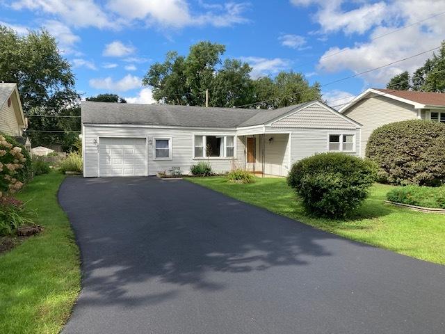 36608 N Lawrence Dr., Lake Villa, IL 60046