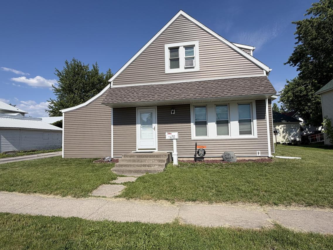 1511 4th St., Fulton, IL 61252