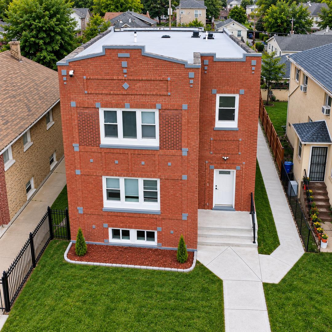 1015 N Laramie Ave., Chicago, IL 60651
