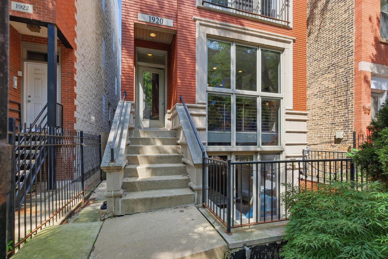 1920 W Diversey Pkwy. #1, Chicago, IL 60614