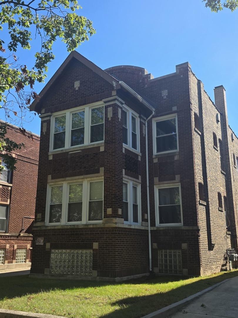 2107 E 72nd Pl., Chicago, IL 60649