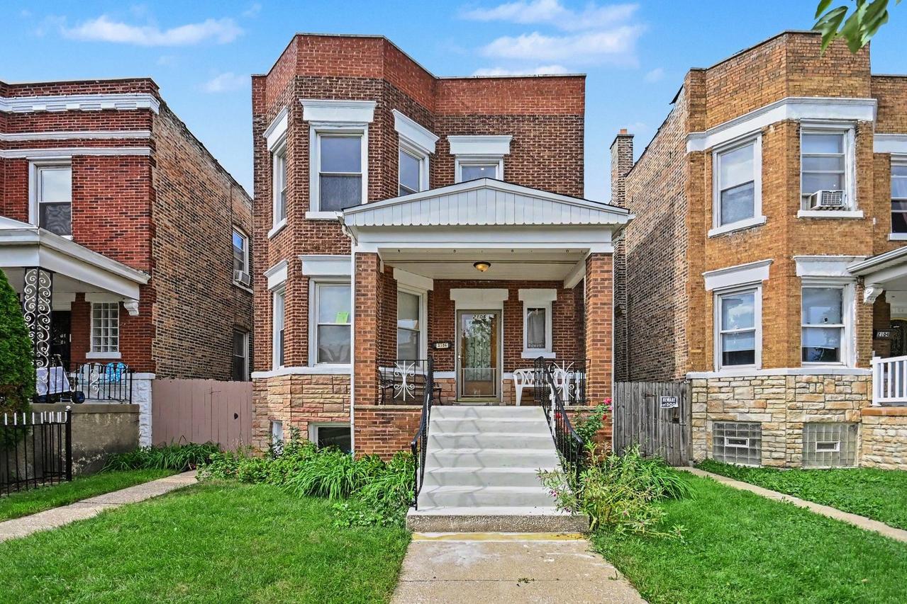 2106 S 49th Ave., Cicero, IL 60804
