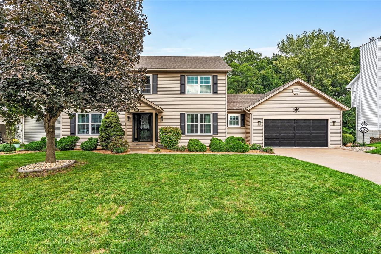 605 E 3rd St., Coal Valley, IL 61240
