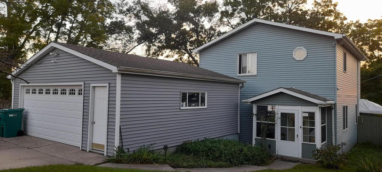 30 N Lilac Ave Ave., Fox Lake, IL 60020