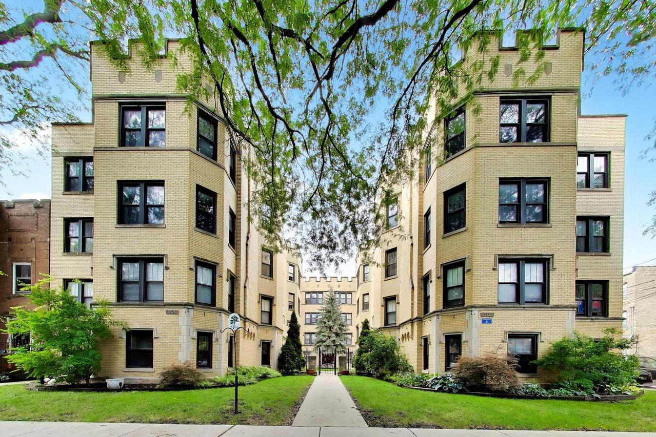 6442 N Leavitt St. #E0, Chicago, IL 60645