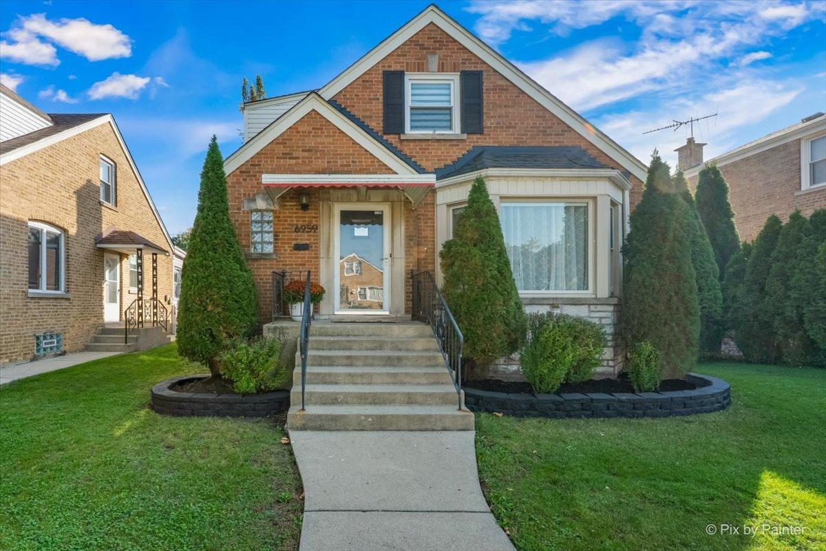 6959 W Summerdale Ave., Chicago, IL 60656