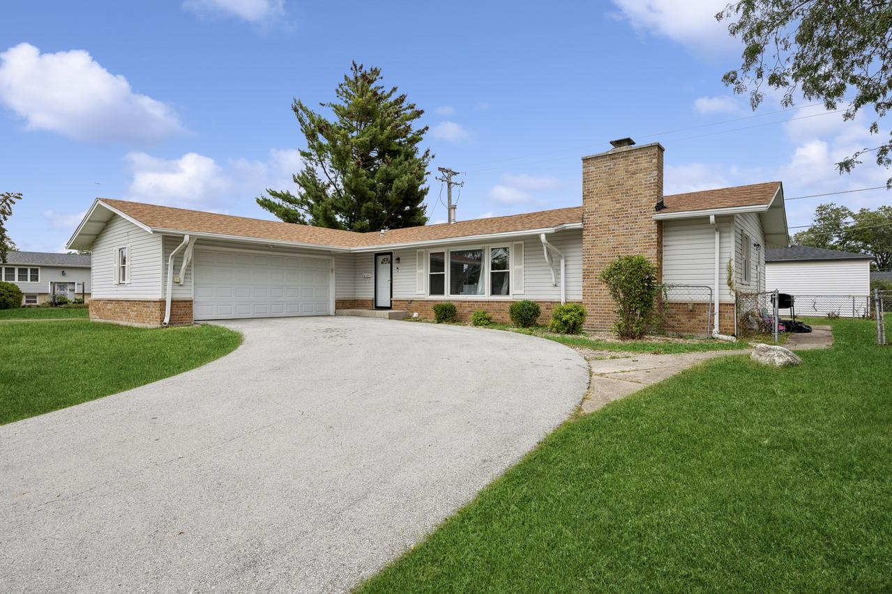 18921 Willow Ave., Country Club Hills, IL 60478