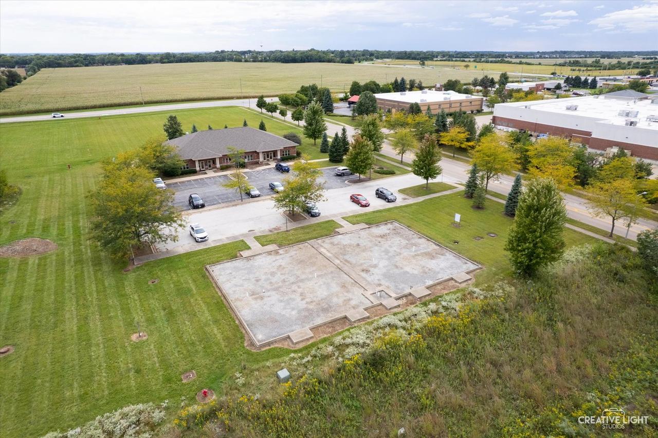 235 Capitol Dr., Sugar Grove, IL 60554