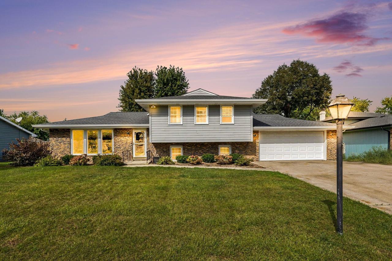 524 Dogwood Ct., Joliet, IL 60431