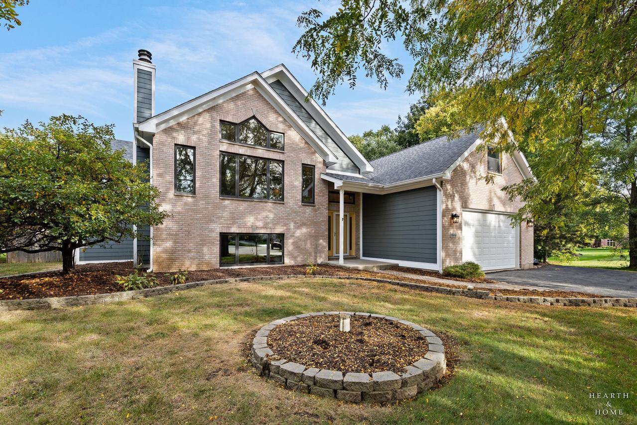 11610 Brittany Ct., Spring Grove, IL 60081
