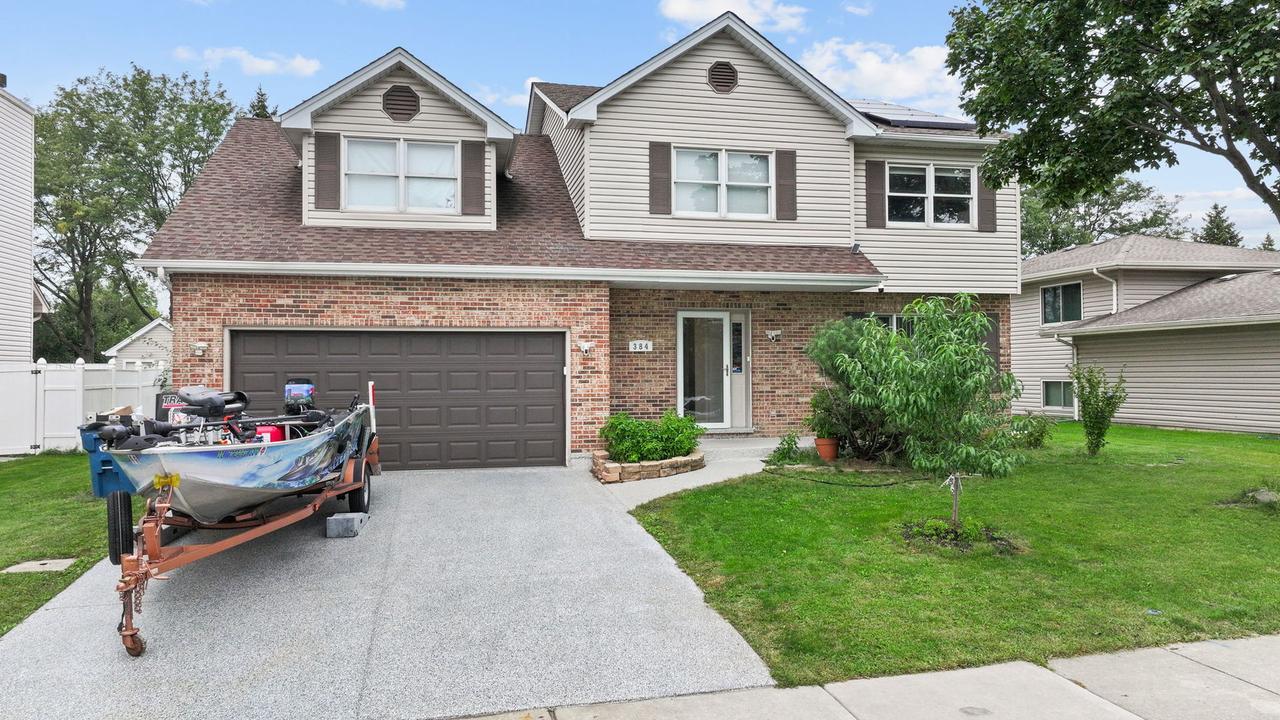 384 Polo Club Dr., Glendale Heights, IL 60139