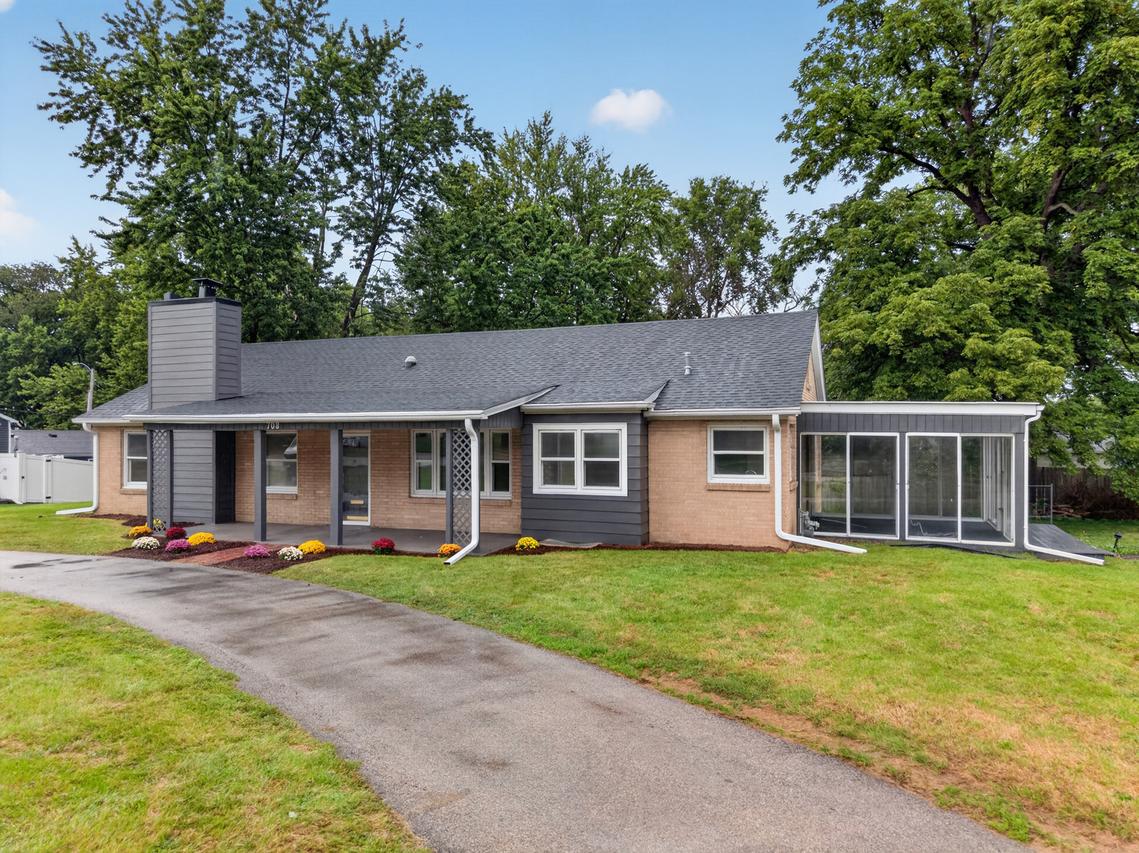 708 E Glover St., Ottawa, IL 61350