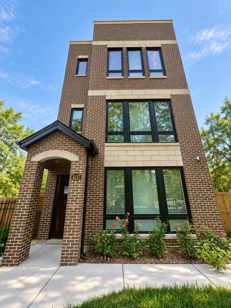 4217 S Indiana Ave., Chicago, IL 60653