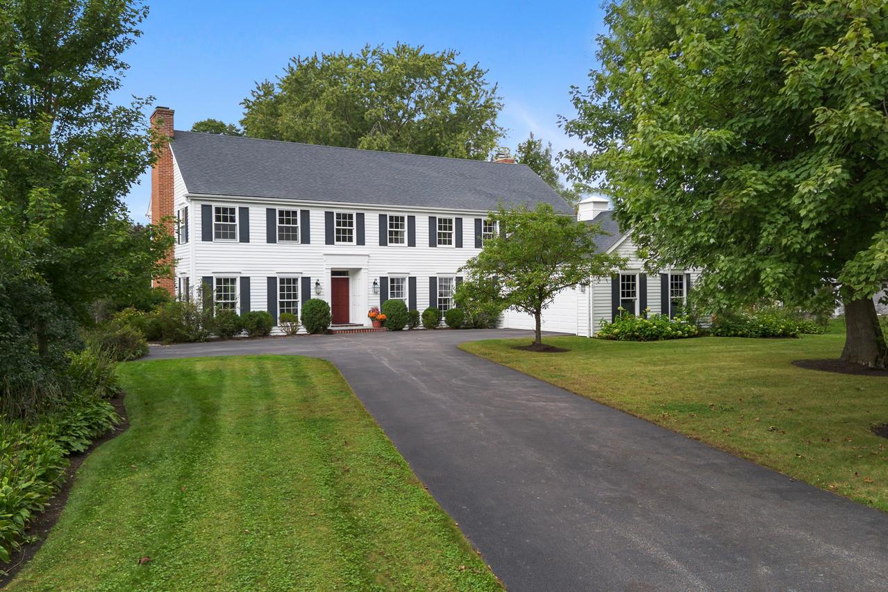 544 Lexington Dr., Lake Forest, IL 60045