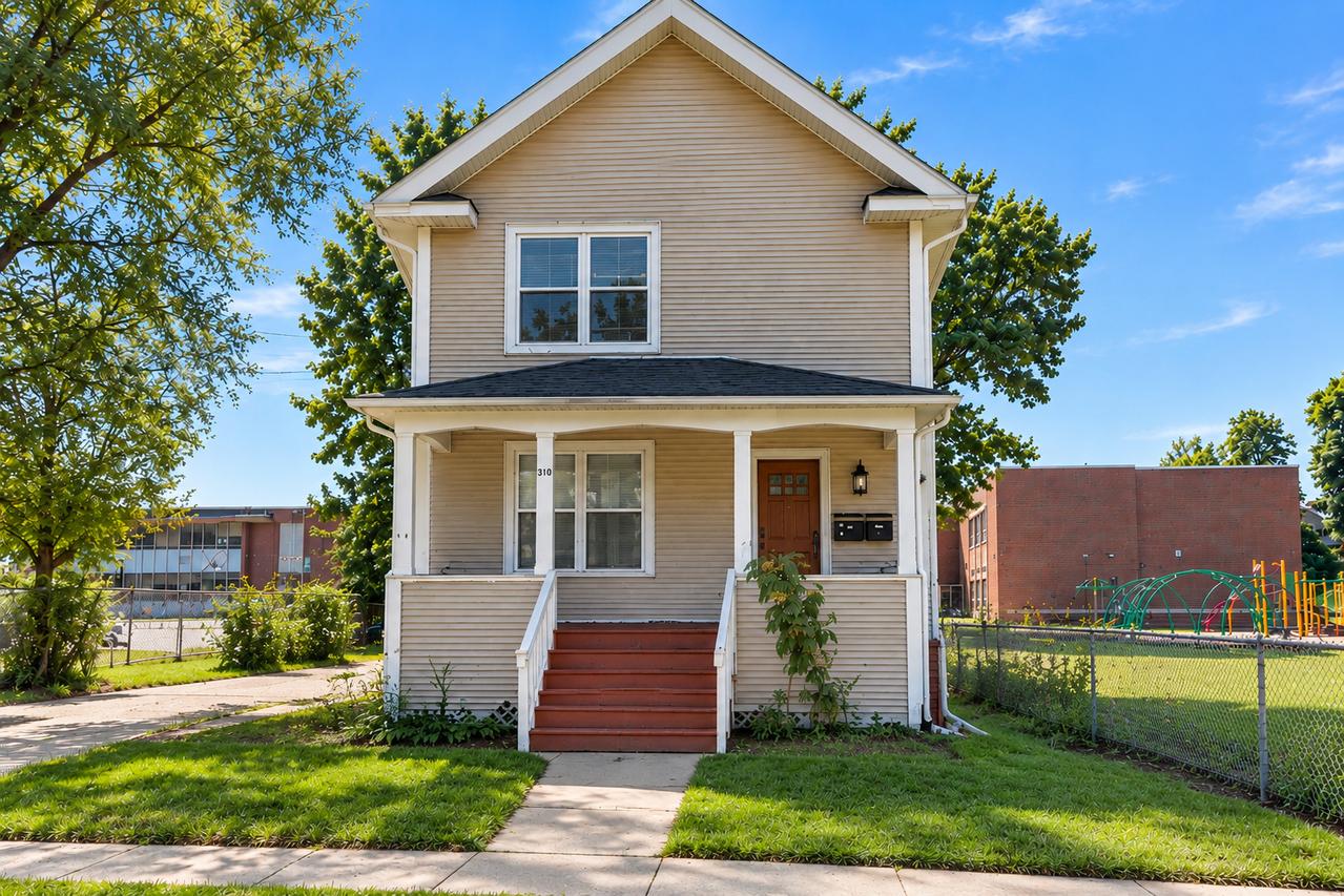 525 South Ave., Waukegan, IL 60085