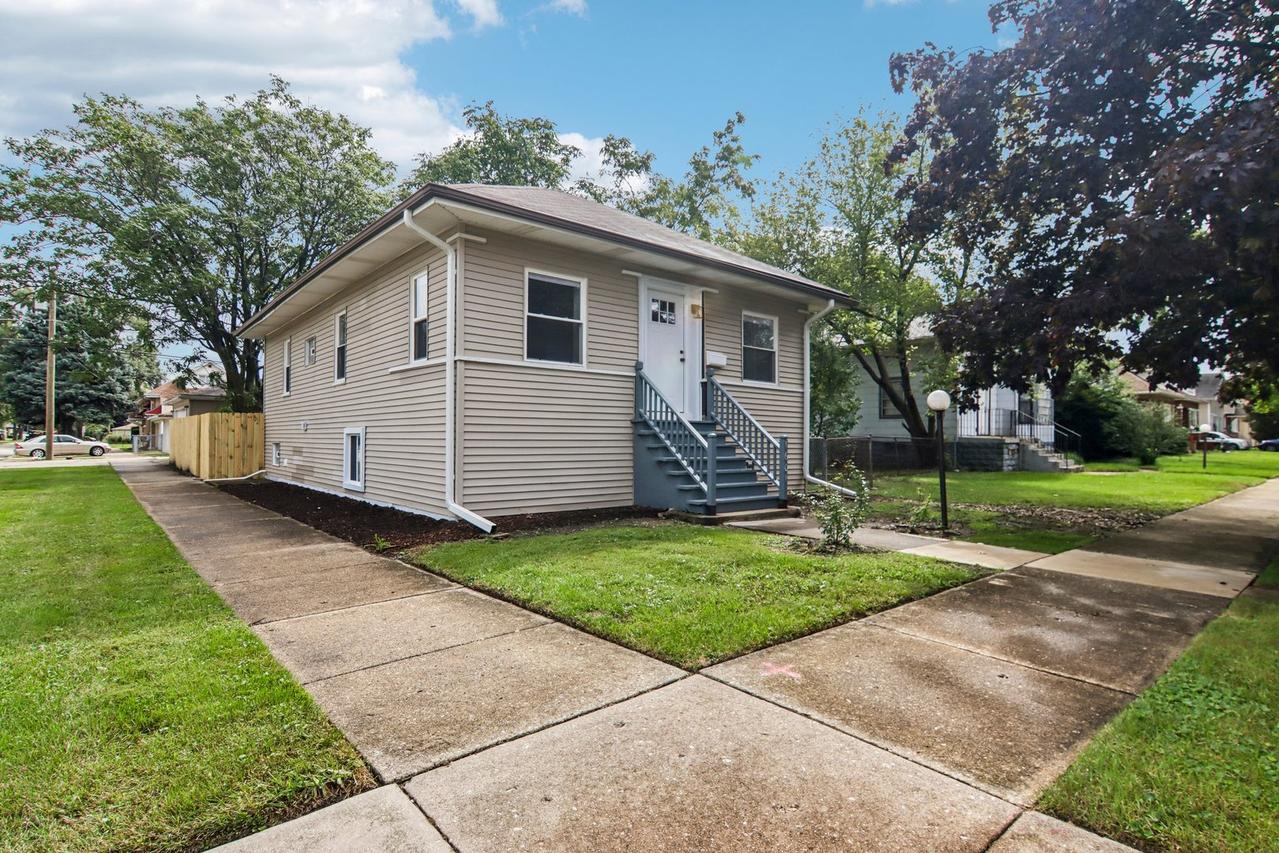 1601 S 20th Ave., Maywood, IL 60153