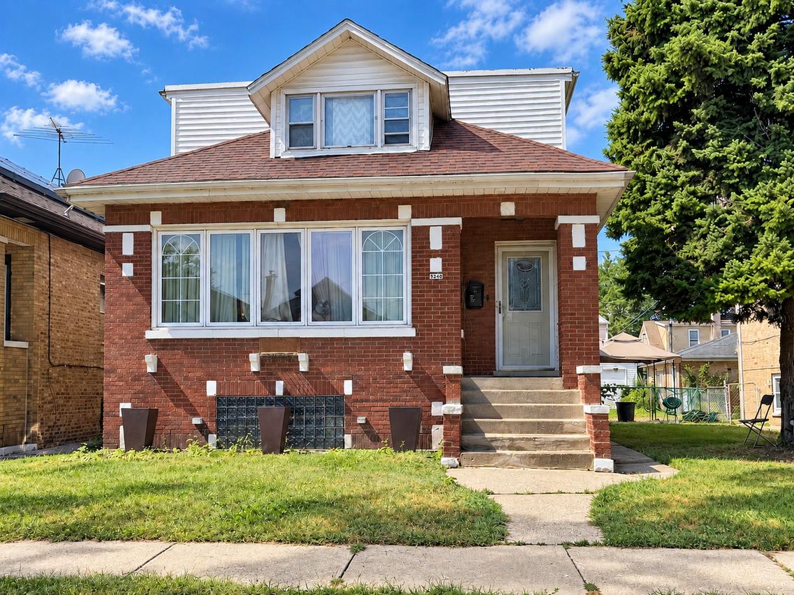 3240 Cuyler Ave., Berwyn, IL 60402