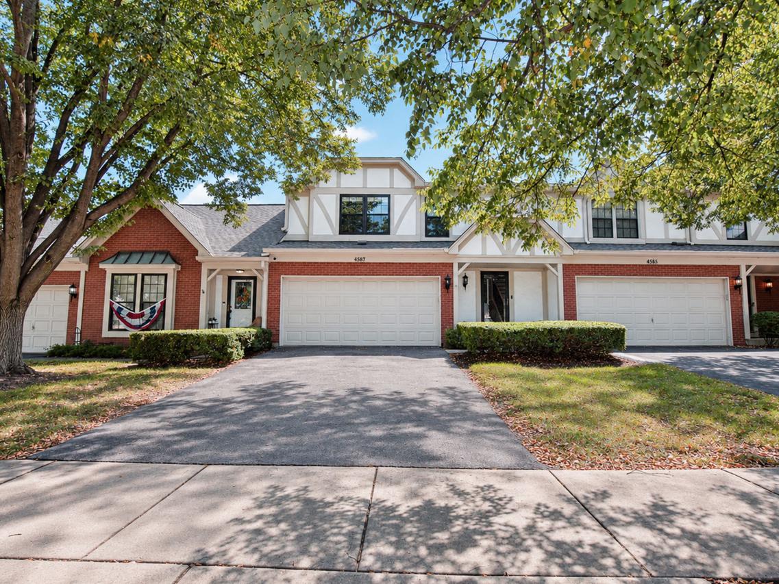 4587 Olmstead Dr., Hoffman Estates, IL 60192