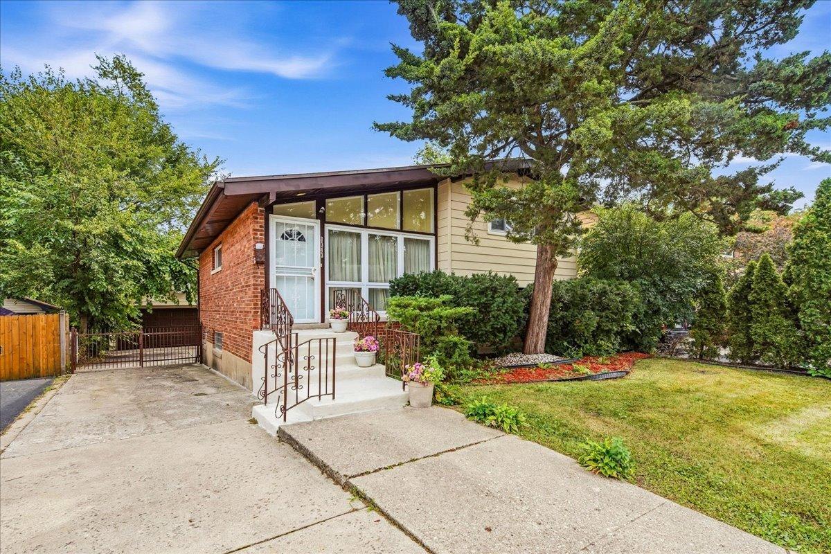 8343 S Kenwood Ave., Chicago, IL 60619