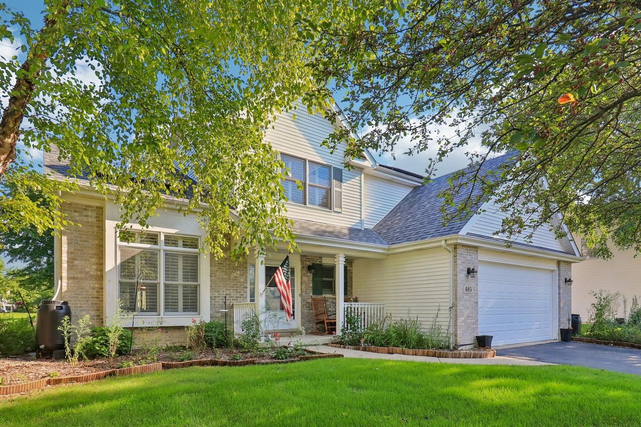 485 Spring Ridge Dr., Crystal Lake, IL 60012