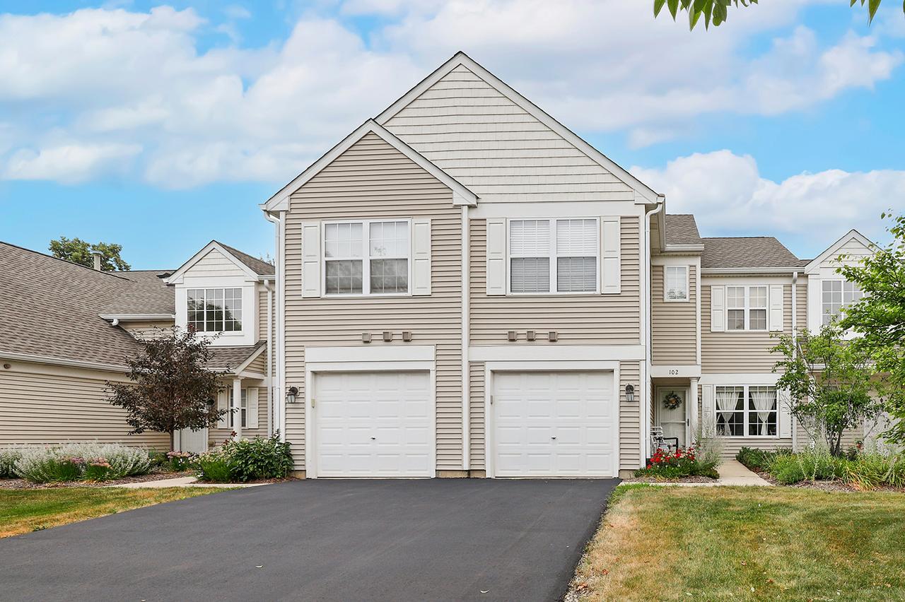 2803 Rutland Cir. #102, Naperville, IL 60564