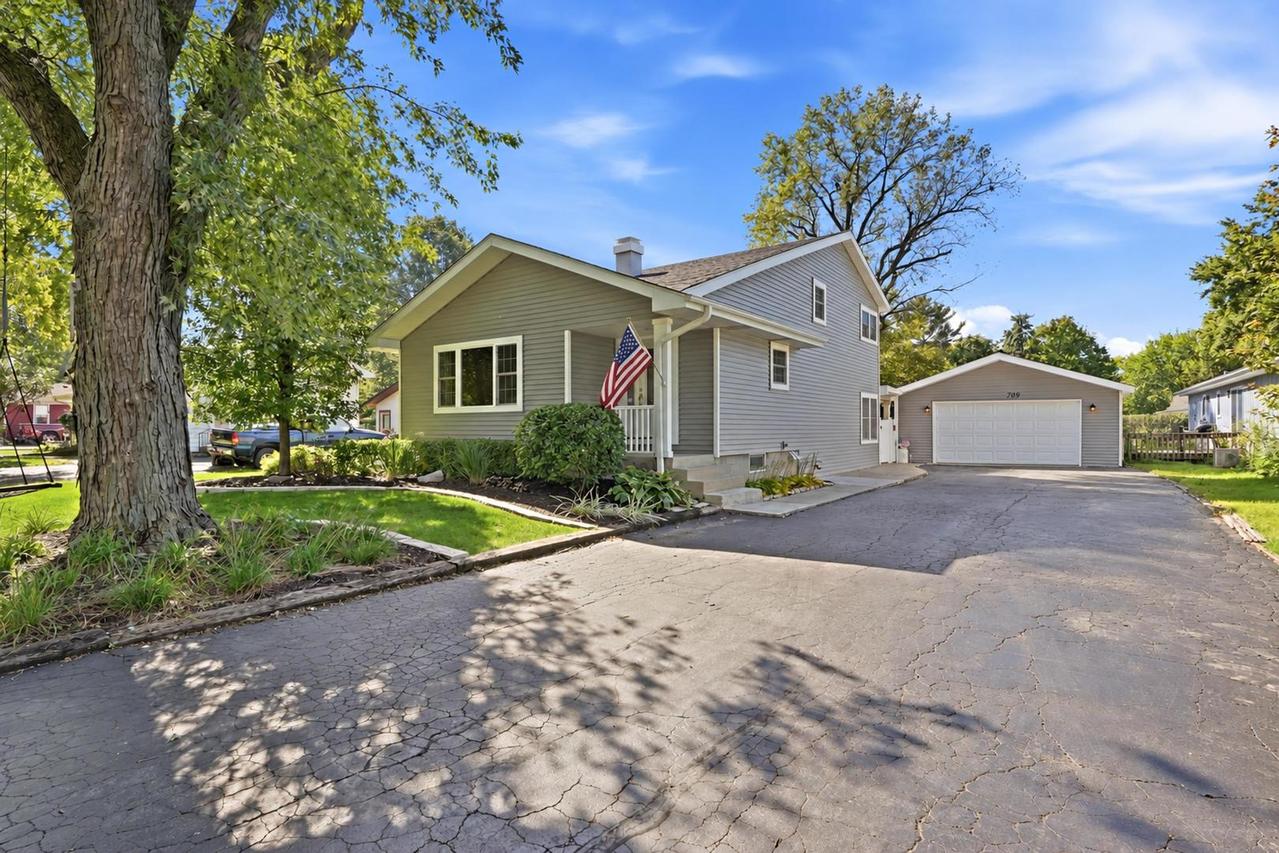 709 S Cedar Rd., New Lenox, IL 60451