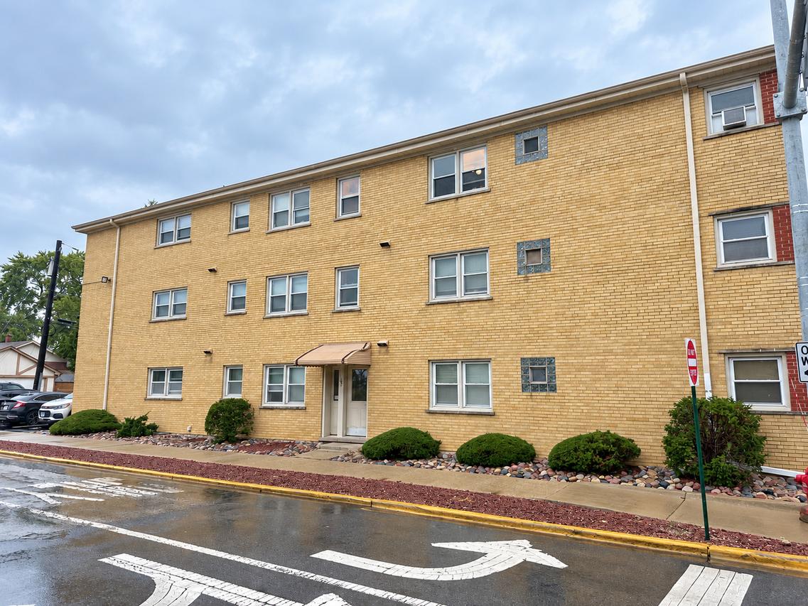 1543 Harlem Ave. #3W, Forest Park, IL 60130