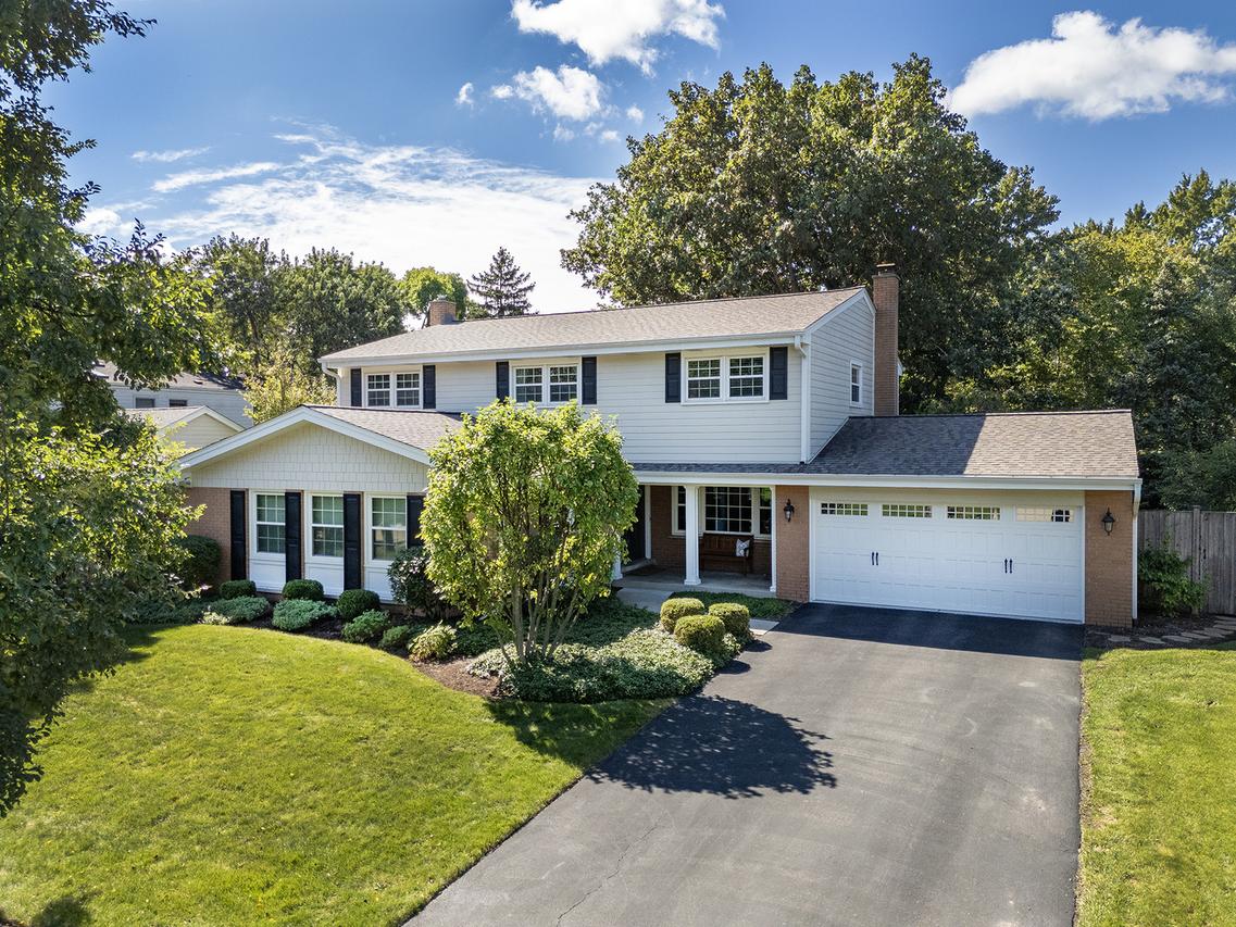 1722 Ivy Ln., Northbrook, IL 60062