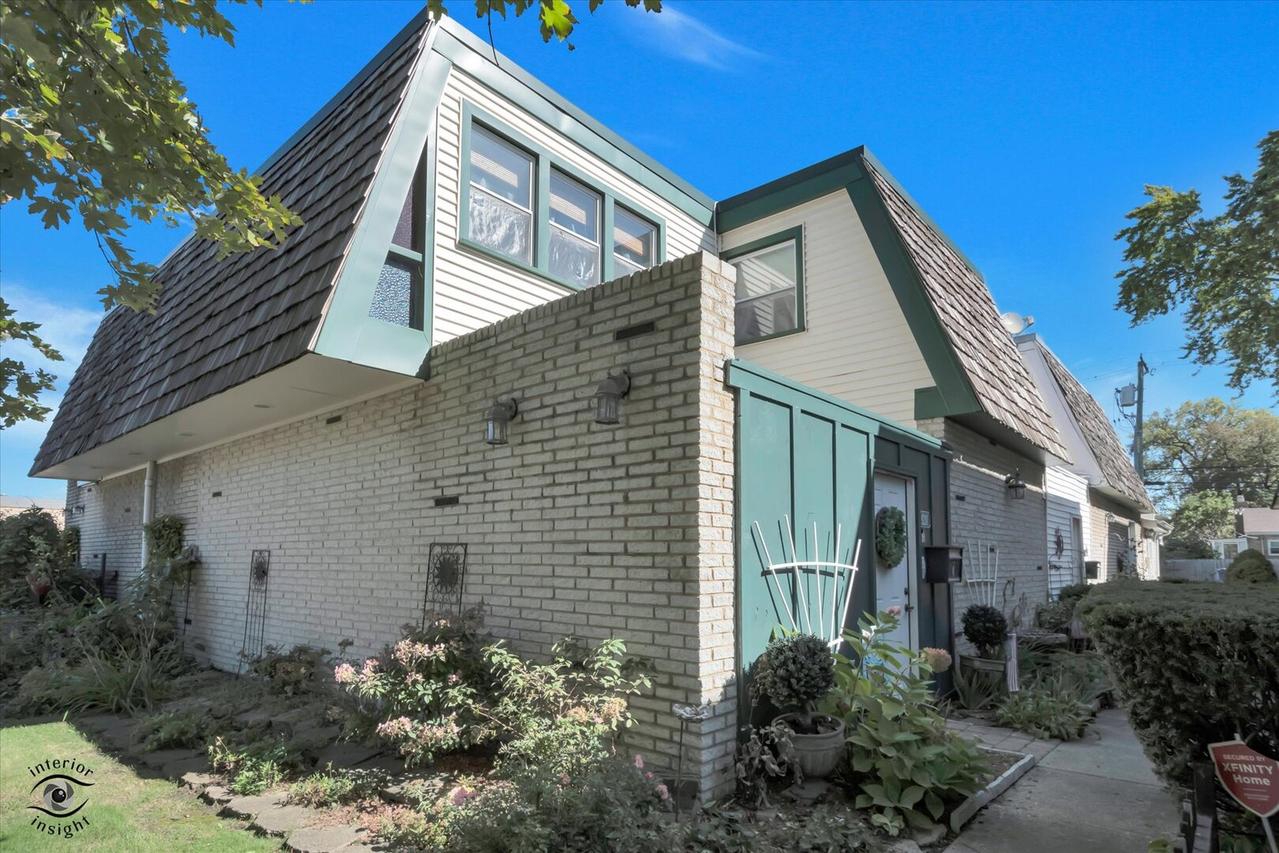 9201 S Kedzie Ave. #4, Evergreen Park, IL 60805