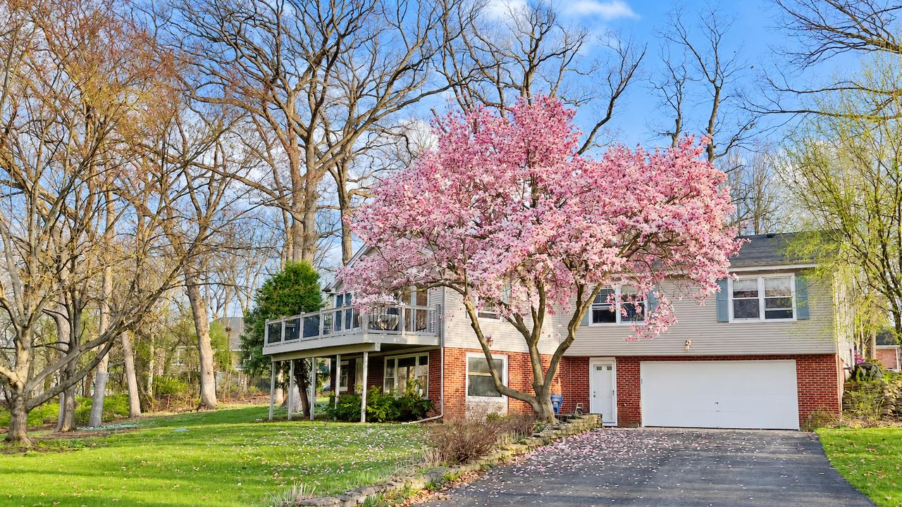 9N075 Route 59, Elgin, IL 60120