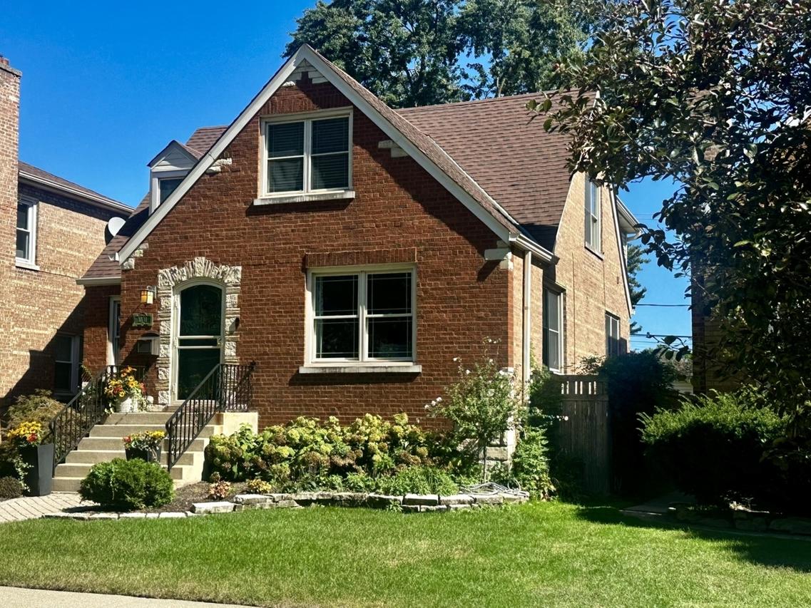10711 S Artesian Ave., Chicago, IL 60655