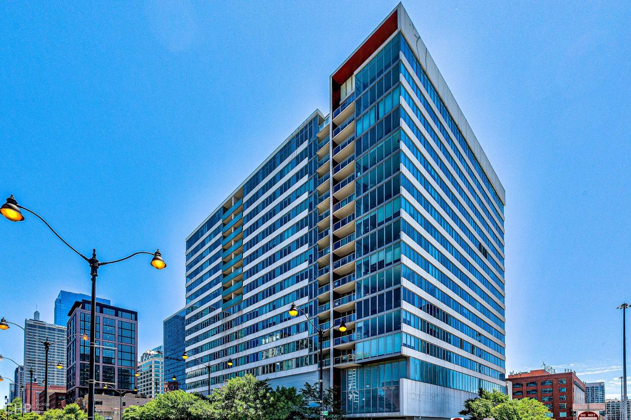 659 W Randolph St. #810, Chicago, IL 60661