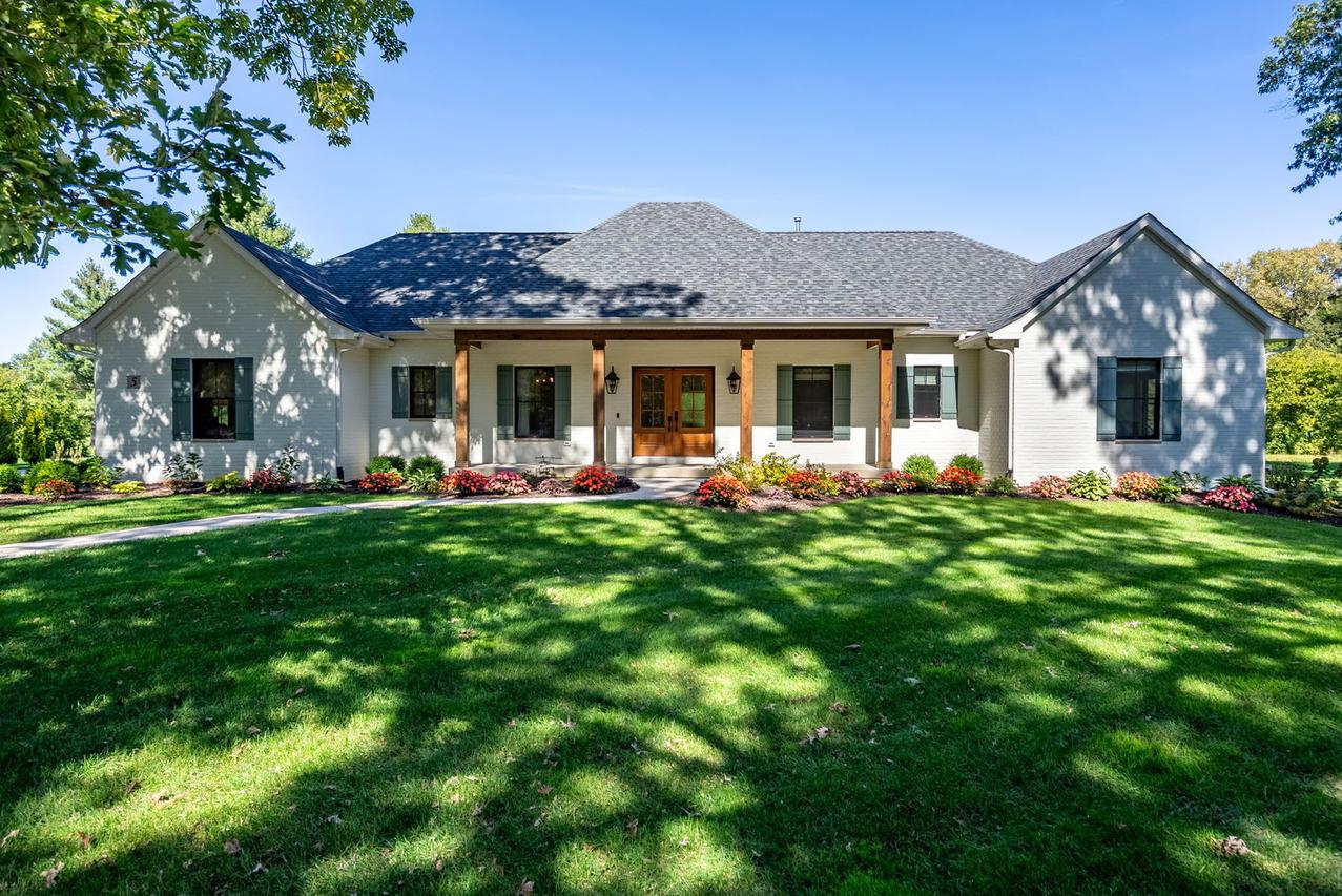 5 Bayhill Dr., Coal Valley, IL 61240