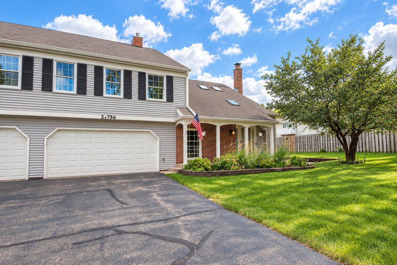 2S756 Timber Dr., Warrenville, IL 60555