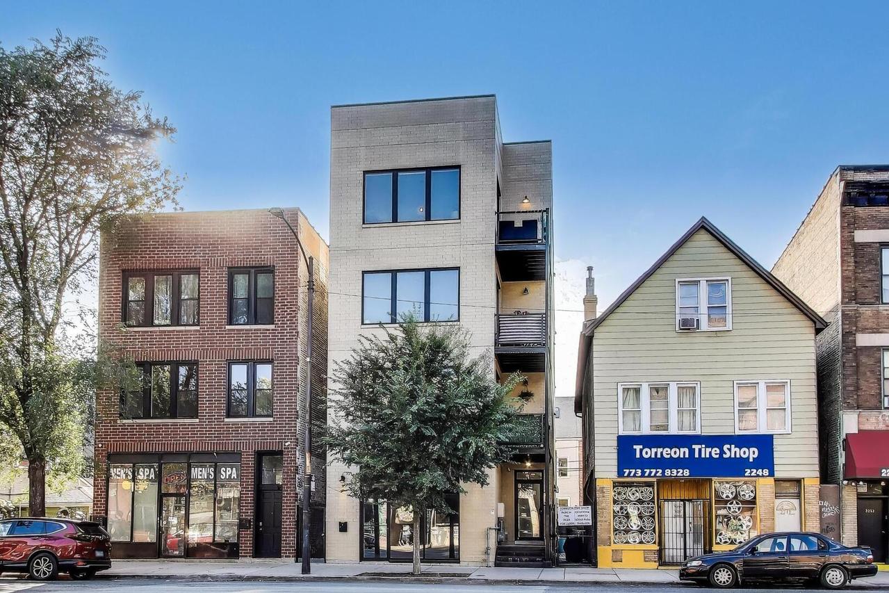 2246 N Western Ave. #4, Chicago, IL 60647