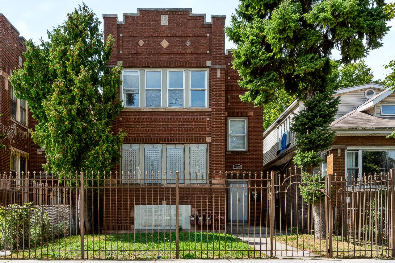 7838 S Paulina St., Chicago, IL 60620