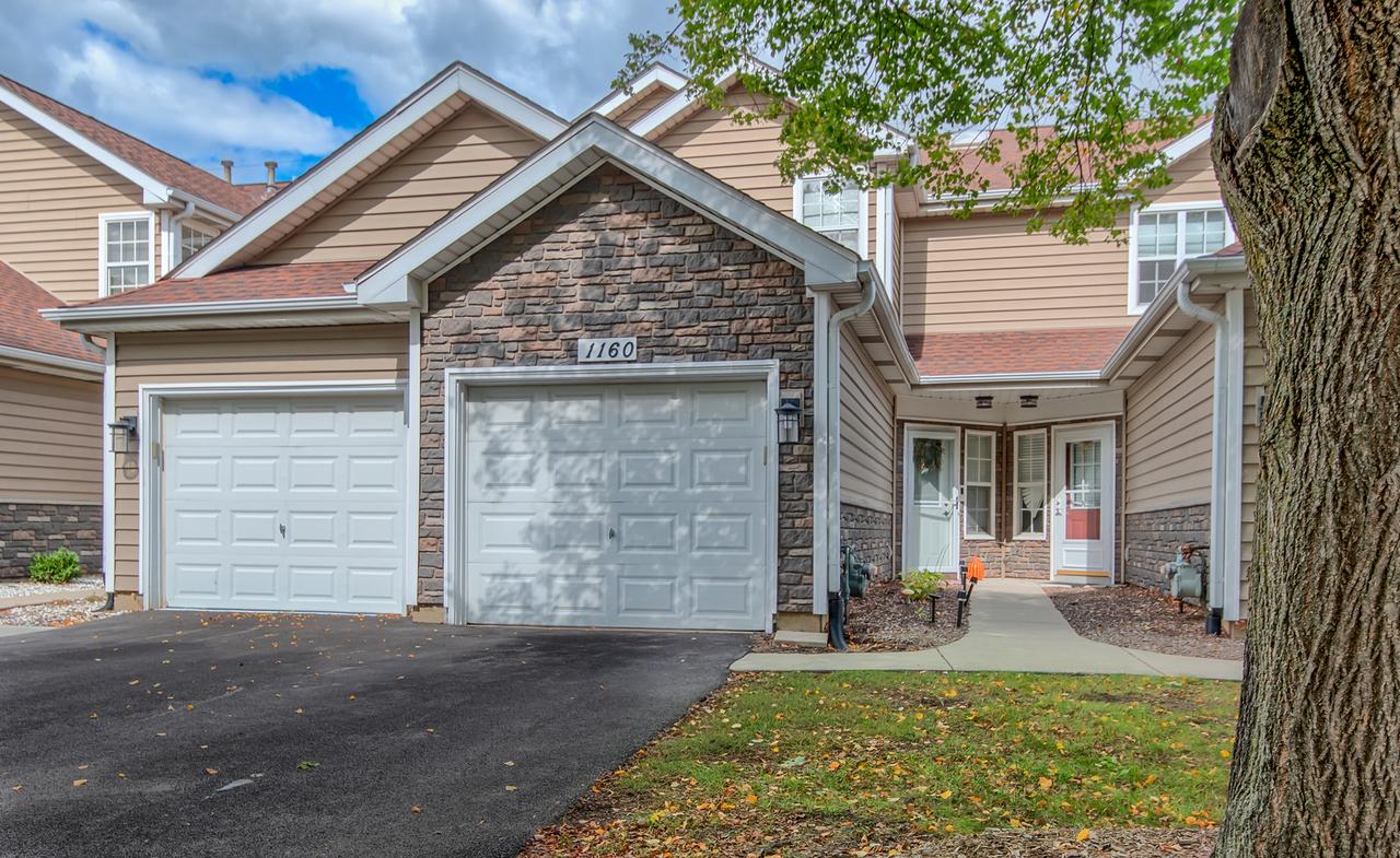 1160 Regency Dr., Schaumburg, IL 60193