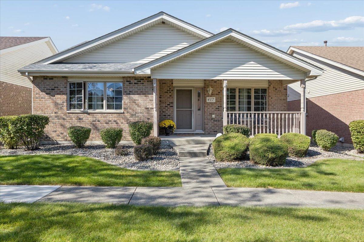 417 Somerset Ln., New Lenox, IL 60451