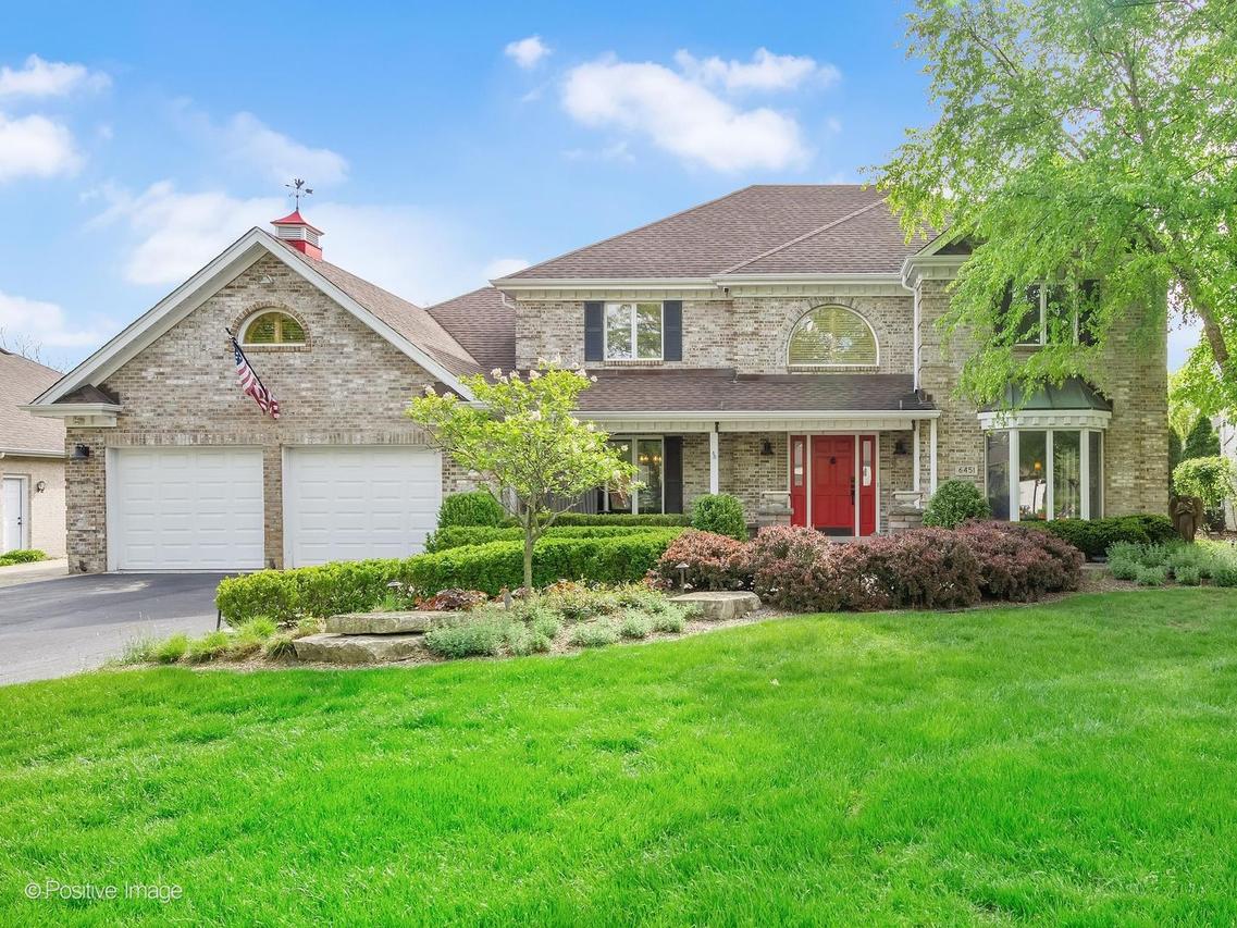 6451 Garfield Ridge Ct., Burr Ridge, IL 60527
