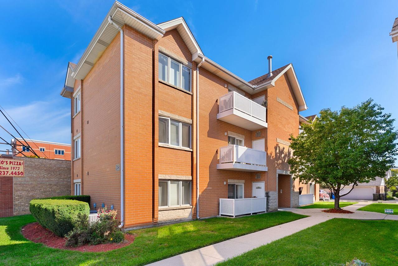 2845 N Harlem Ave. #1E, Chicago, IL 60707